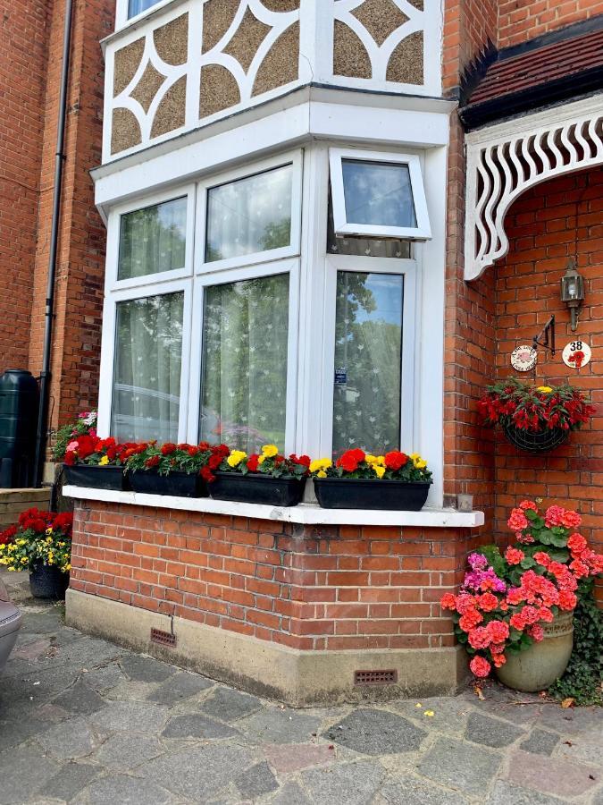 38 Whitehall Road Harrow on the Hill Extérieur photo